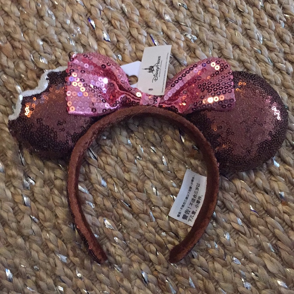 ❤️ Disney Mickey ears!
